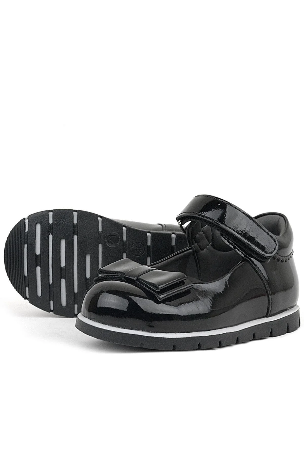 Rakerplus Siyah Rugan Fiyonklu Kız Bebek Babet Ayakkabı