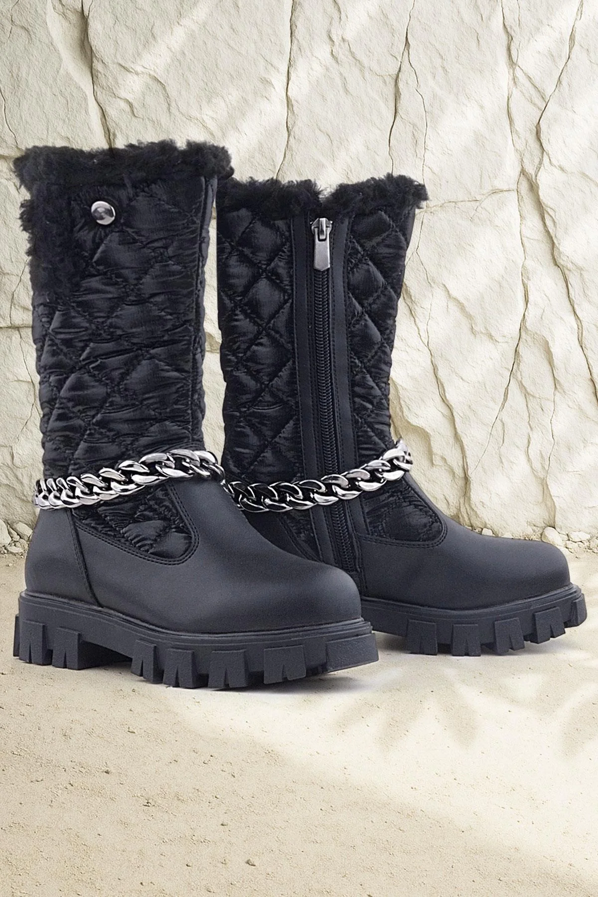 Rakerplus Siyah Uzun Fermuarlı Zincir Detaylı Kız Çocuk Yağmur Çizmesi