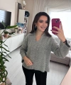 Yarım V Yaka Balık Sırtı Desenli Gri Triko Kazak