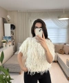 Beyaz Saçaklı Triko Bluz