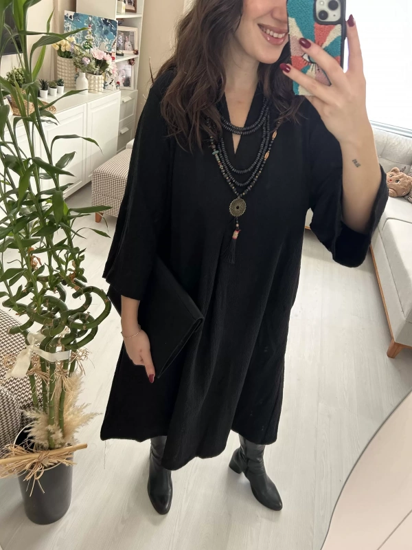 Siyah Oversize Uzun V Yaka Elbise