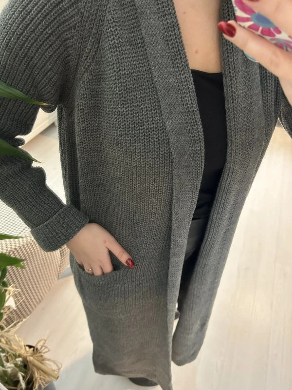 Gri Uzun Cep Detaylı Örgü Hırka