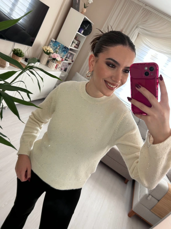 Krem Simli Basic Triko Kadın Kazak