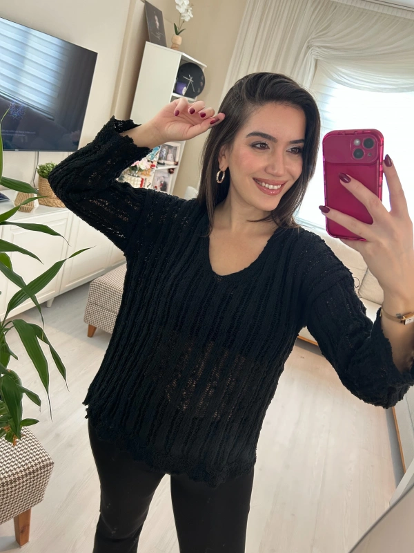 Siyah Dantel Görünümlü Triko Kadın Bluz