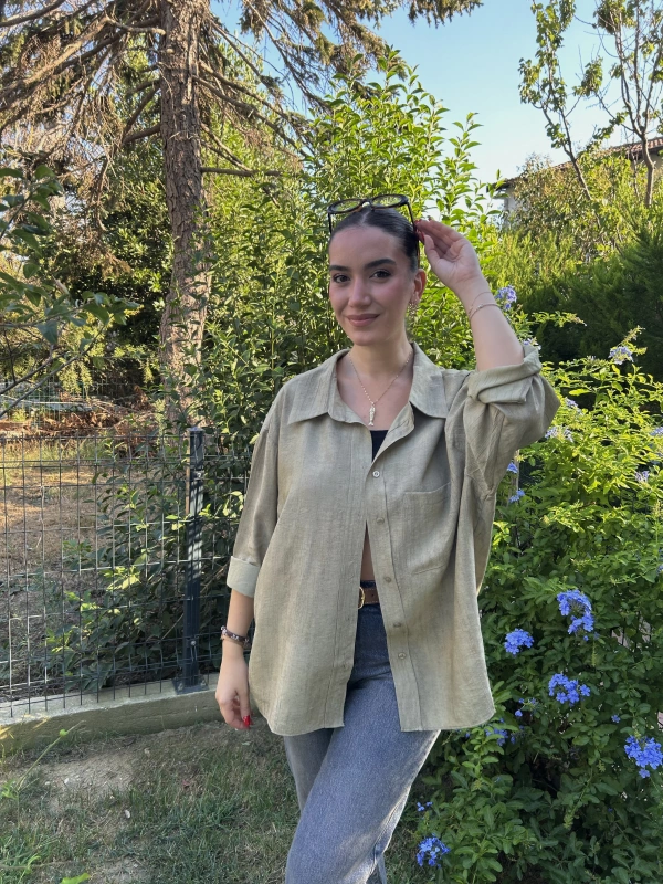 Oversize Hakim Yaka Cep Detaylı Kadın Gömlek – Haki