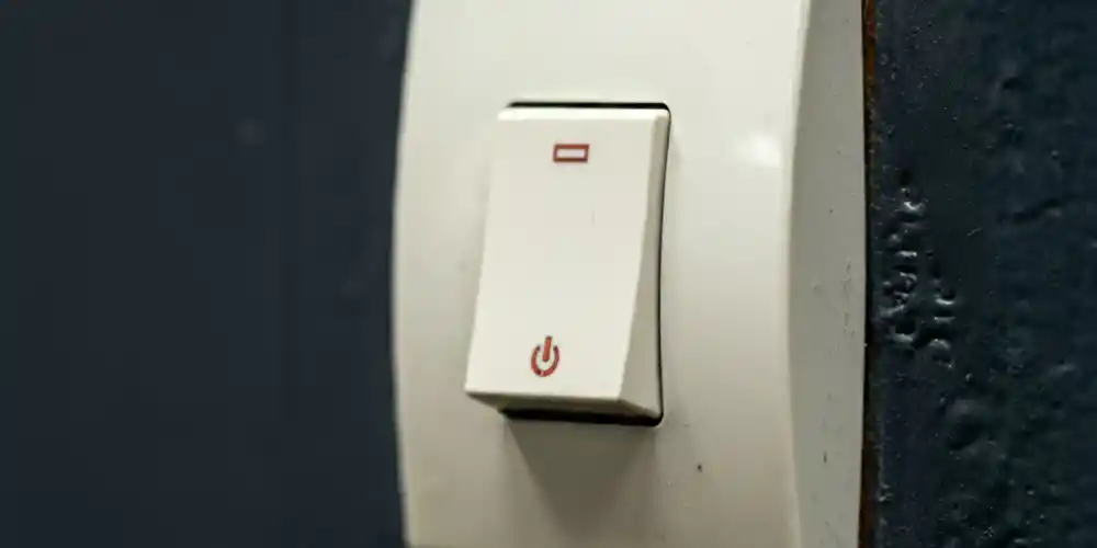 Elektrik Düğmeleri Nasıl Takılır?