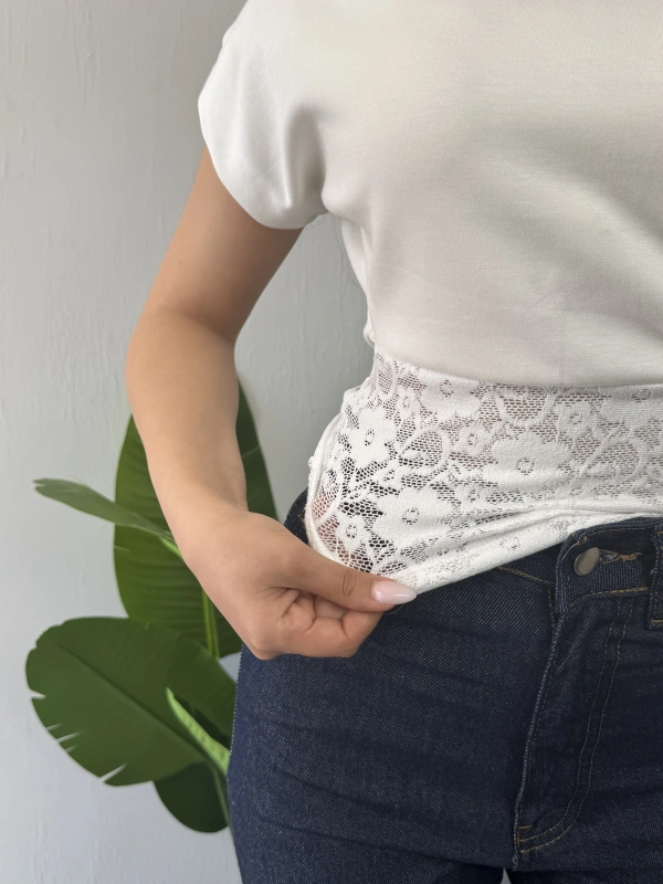 Düşük Omuz Dantelli Bluz Beyaz