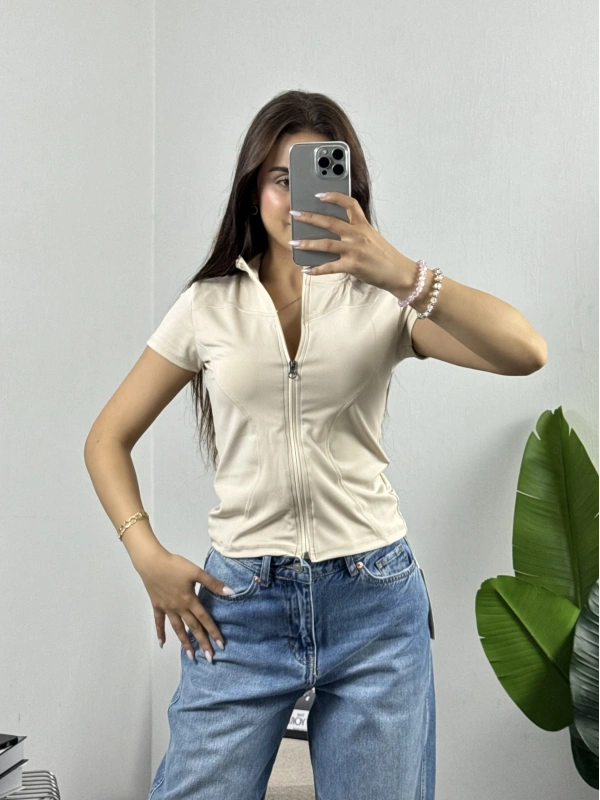 Krem Fermuarlı Crop Spor Ceket