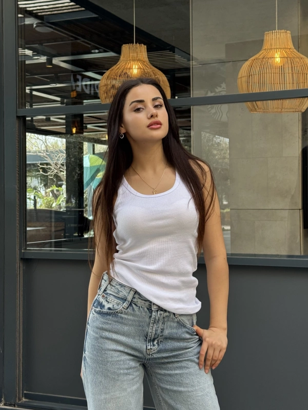 Brshk Beyaz Halter Croptop