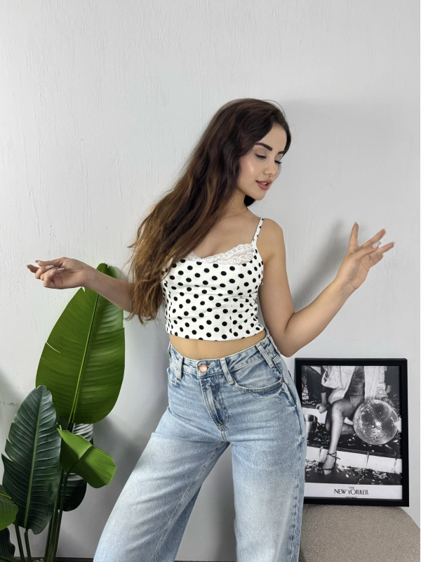 Dantel Yaka Puantiye Crop Beyaz