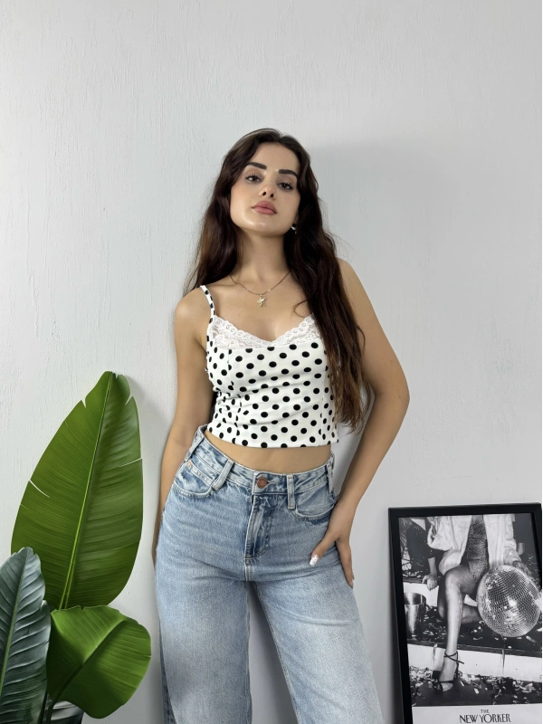 Dantel Yaka Puantiye Crop Beyaz