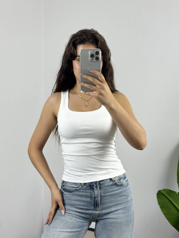 Kare Yaka Croptop Beyaz