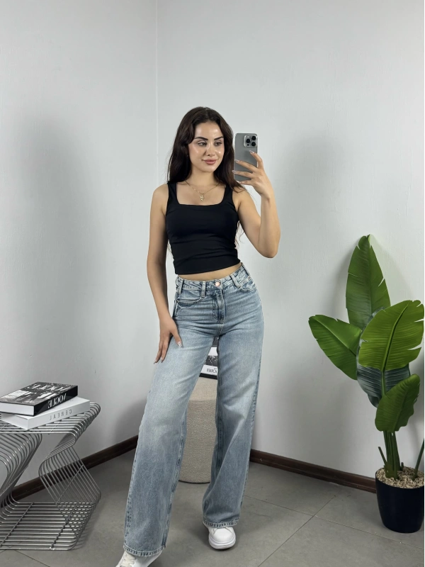 Kare Yaka Croptop Siyah