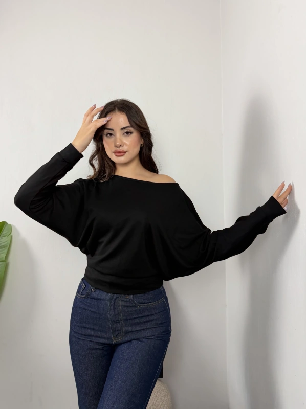 Milena Düşük Omuz Rahat Kesim Bluz Siyah
