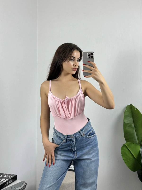 Önü Bağlamalı Pembe Bodysuit