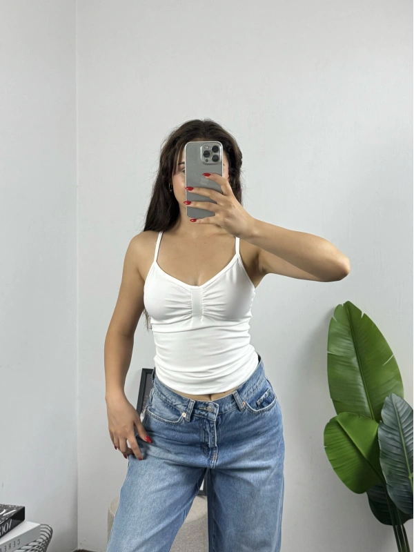Önü Büzgülü Beyaz Basic Croptop