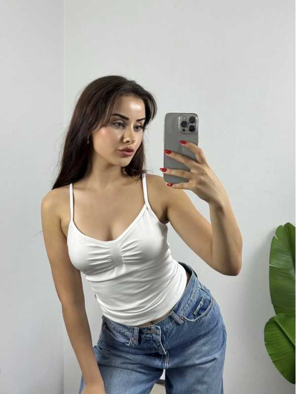 Önü Büzgülü Beyaz Basic Croptop