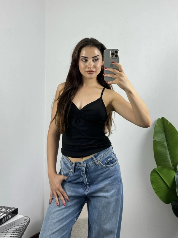 Önü Büzgülü Siyah Basic Croptop