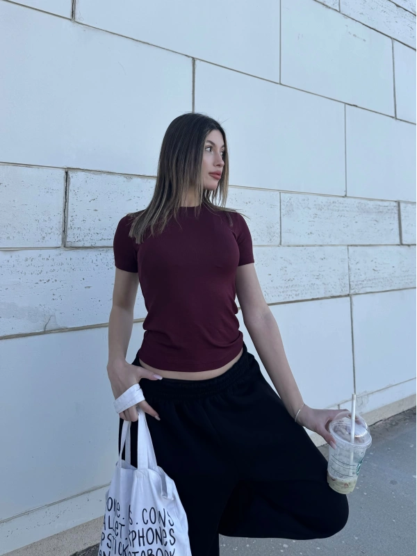 Oysho Bordo Slim Fit Basic Crop