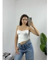 Dantel Detaylı Beyaz Basic Uzun Croptop