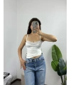 Dantel Detaylı Beyaz Basic Uzun Croptop