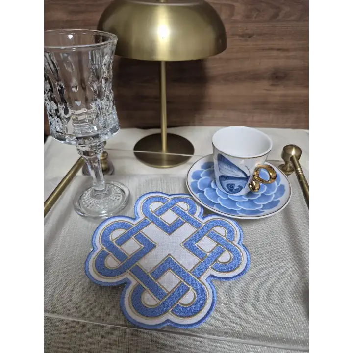 6 lı Set Karışık Renkte Sonsuz Aşk Kelt Düğümü Sembol Tasarımlı Modern Kokteyl Kahve Sunum Peçetesi 15cm