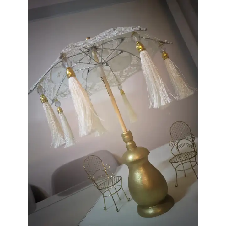 Masaüstü Dantelli Gold Detaylı Dekoratif Sunum Bali Şemsiyesi