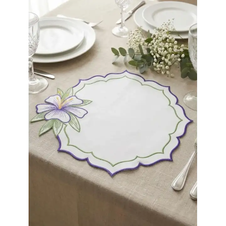 2 Kişilik Zambak Nakışlı Amerikan Servis Supla Sunum Peçetesi Hediyeli - 4 Parça Bahar Serisi