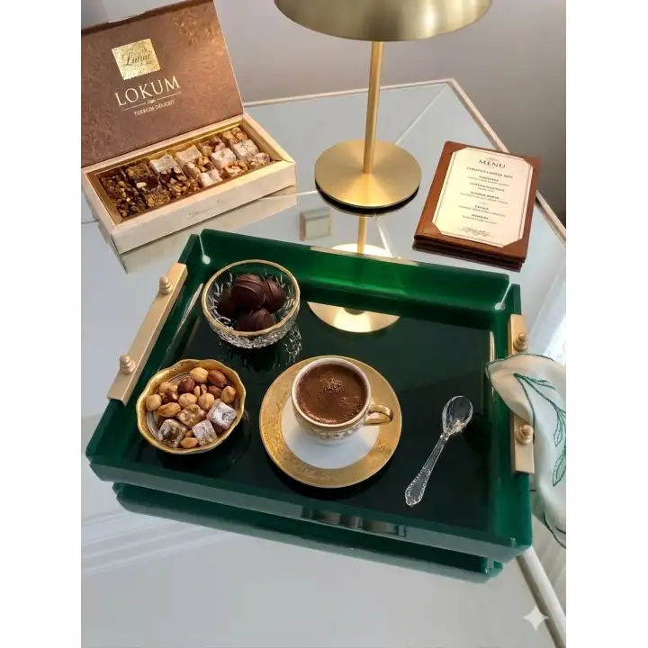 Green Tray -S- Yeşil Renk ve Pirinç Kulplu Dekorasyon ve Sunum Tepsisi