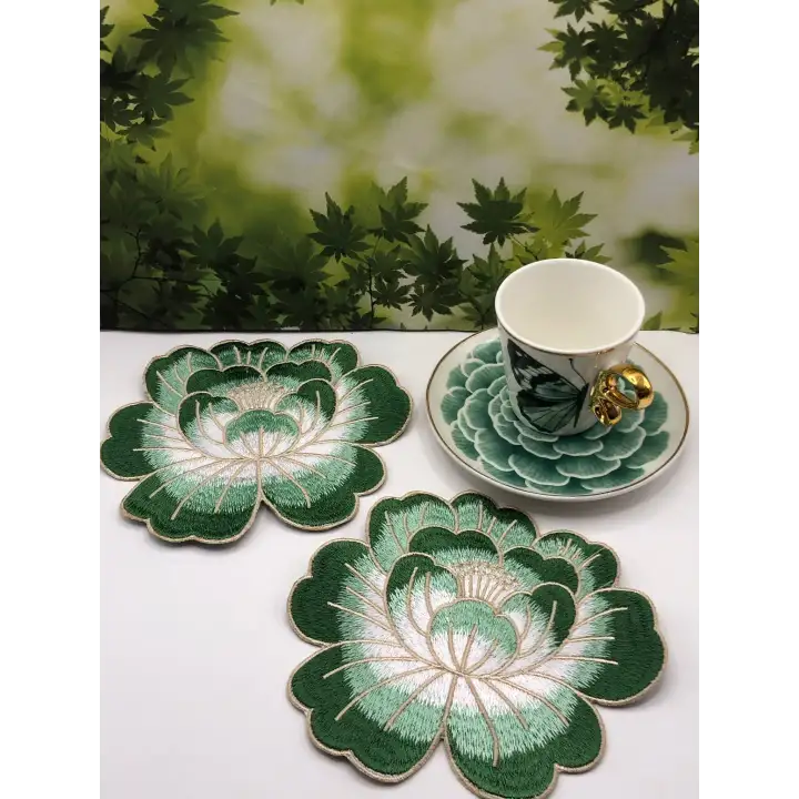 2 Adet Yeşil Gül Nakışlı Sunum ve Kokteyl Peçetesi 14x13cm