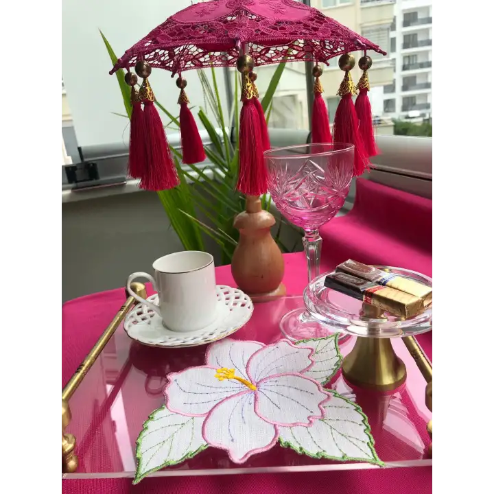 Agbtrend 2 Adet Şeker Pembe Çiçek Nakışlı Sunum ve Kokteyl Peçetesi