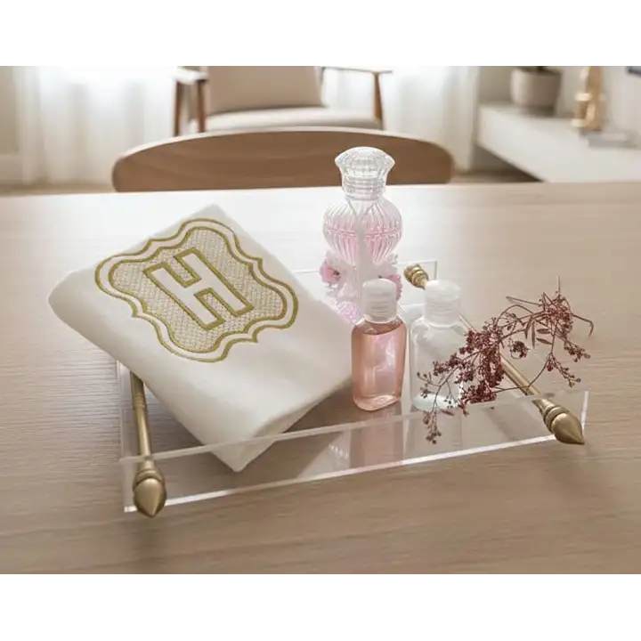 Saf Pamuk Kadife El Havlusu 30x50 cm Kişiye Özel Harf Nakışlı Hediyelik