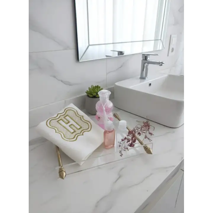 Saf Pamuk Kadife El Havlusu 30x50 cm Kişiye Özel Harf Nakışlı Hediyelik