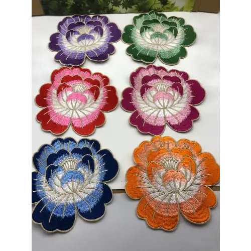 Agbtrend 6 lı Gül Nakışlı Rengarenk Sunum ve Kokteyl Peçete Seti