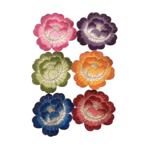 Agbtrend 6 lı Gül Nakışlı Rengarenk Sunum ve Kokteyl Peçete Seti