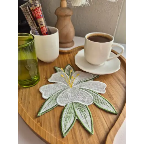 Agbtrend 2 Adet Beyaz Zambak Nakışlı Sunum ve Kokteyl Peçetesi