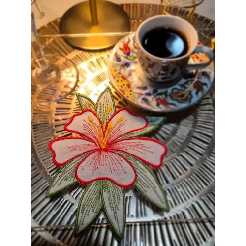 Agbtrend 2 Adet Kırmızı Zambak Nakışlı Sunum ve Kokteyl Peçetesi