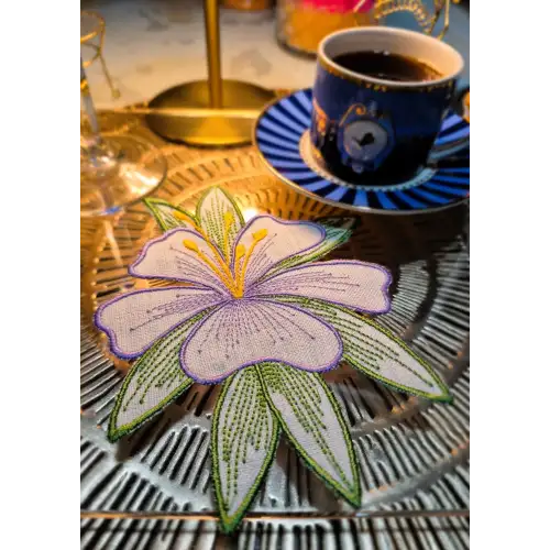 Agbtrend 2 Adet Mor Zambak Nakışlı Sunum ve Kokteyl Peçetesi