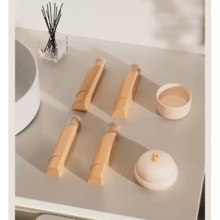 4ü 1 Arada Seyahat Şişesi Seti