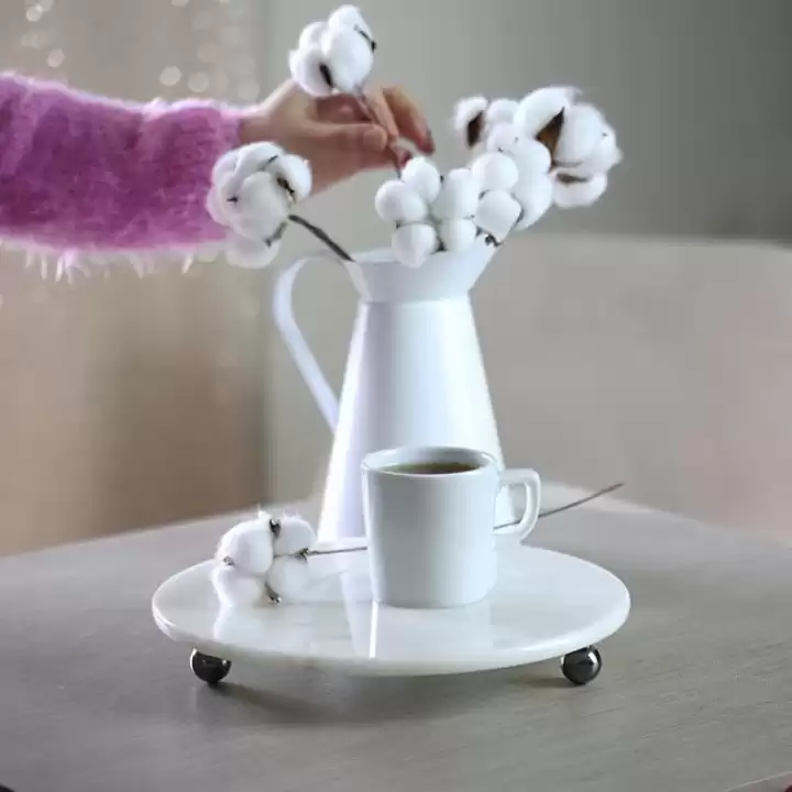 Akayev Mermer 25 Cm Füme Boncuk Ayaklı Beyaz Yuvarlak Sunumluk