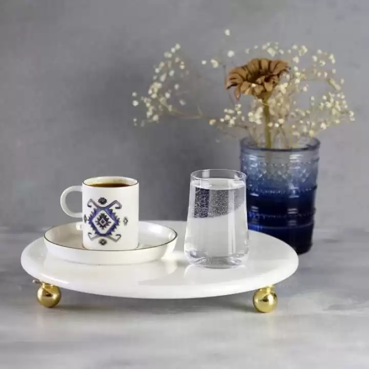 Akayev Mermer Beyaz 19 Cm Altın Boncuk Ayaklı Sunumluk
