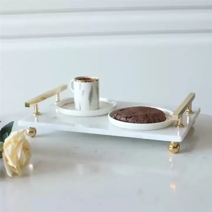 Akayev Mermer Beyaz Altın Boncuk Ayak Florya 35x25 cm Tepsi