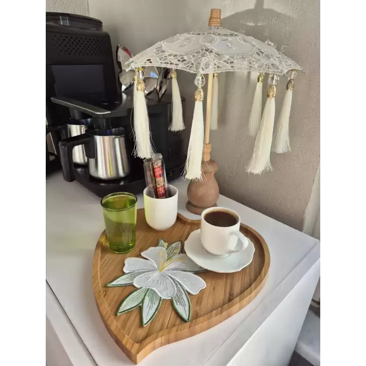Agbtrend Tekli Beyaz Zambak Nakışlı Sunum ve Kokteyl Peçetesi