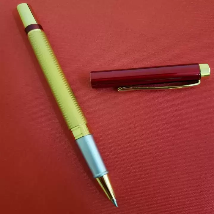 Ahşap Kutulu Gold Kırmızı Tasarım Roller Kalem