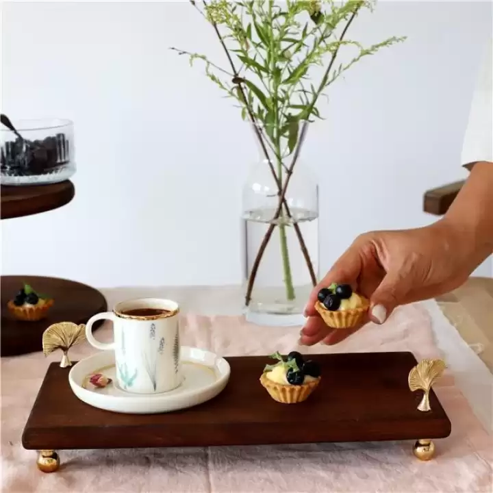 Akayev Ahşap 30x14 Cm Altın Ayaklı Ginkgo Sunum Tabağı