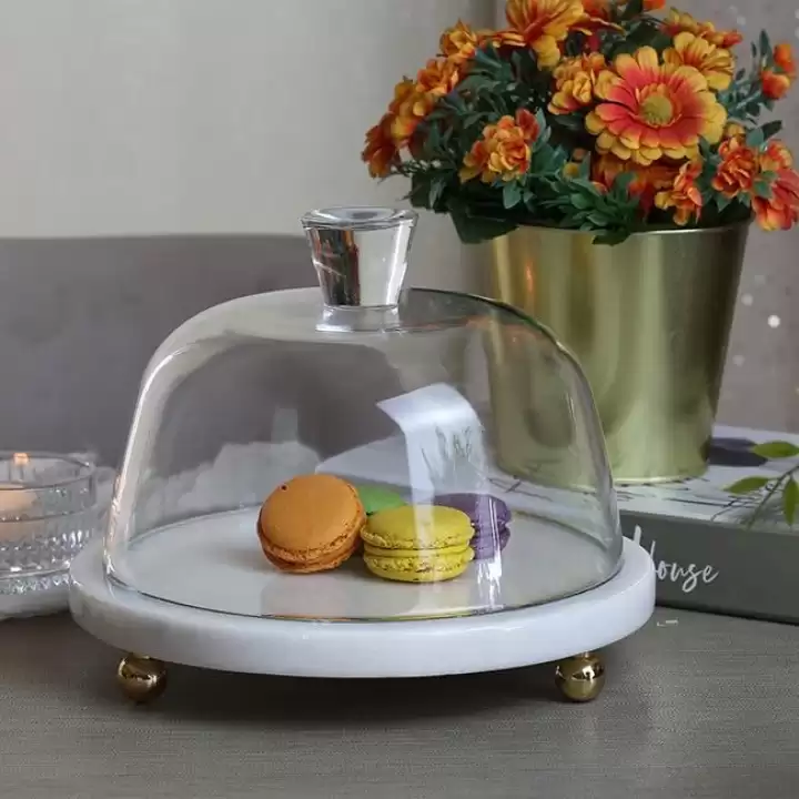 Akayev Mermer 25 Cm Altın Boncuk Ayaklı Beyaz Kalın Cam Fanus