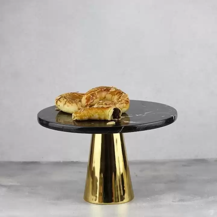 Akayev Mermer 25 Cm Altın Konik Ayak Siyah Sunumluk