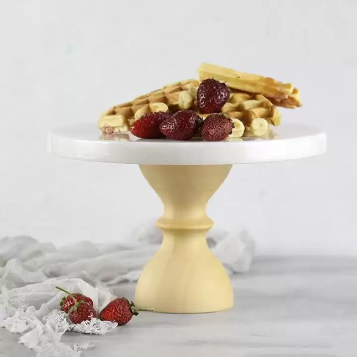 Akayev Mermer 25 Cm Barok Ahşap Ayaklı Beyaz Kalın Yuvarlak Sunum Tabağı