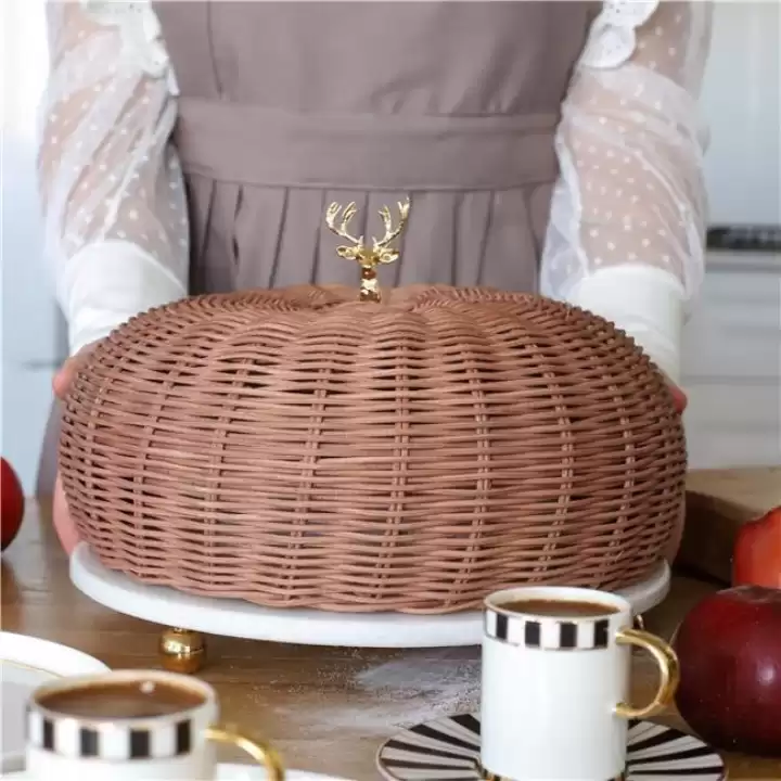 Akayev Mermer Beyaz 28 Cm Altın Boncuk Ayak Geyik Rattan Fanus