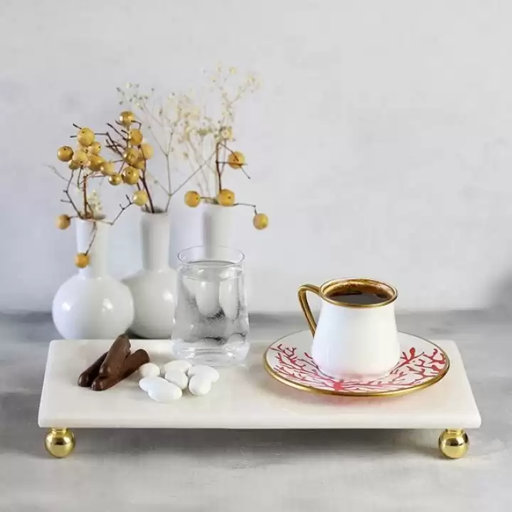 Akayev Mermer Beyaz 30x15 Cm Altın Boncuk Ayaklı Sunum Tabağı